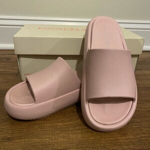 New Beach Slides By J/Slides